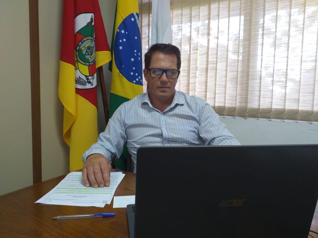 Sandro Fantinel condena ameaças recebidas por vereadoras 