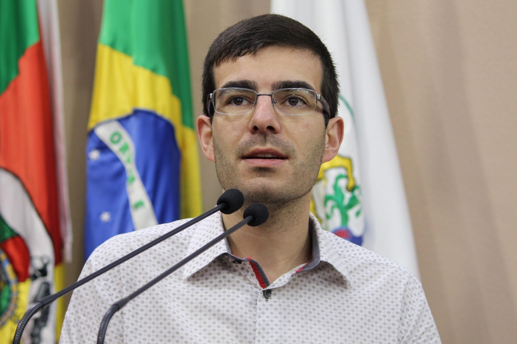 Rafael Bueno quer saber sobre serviços de manutenção no transporte público urbano