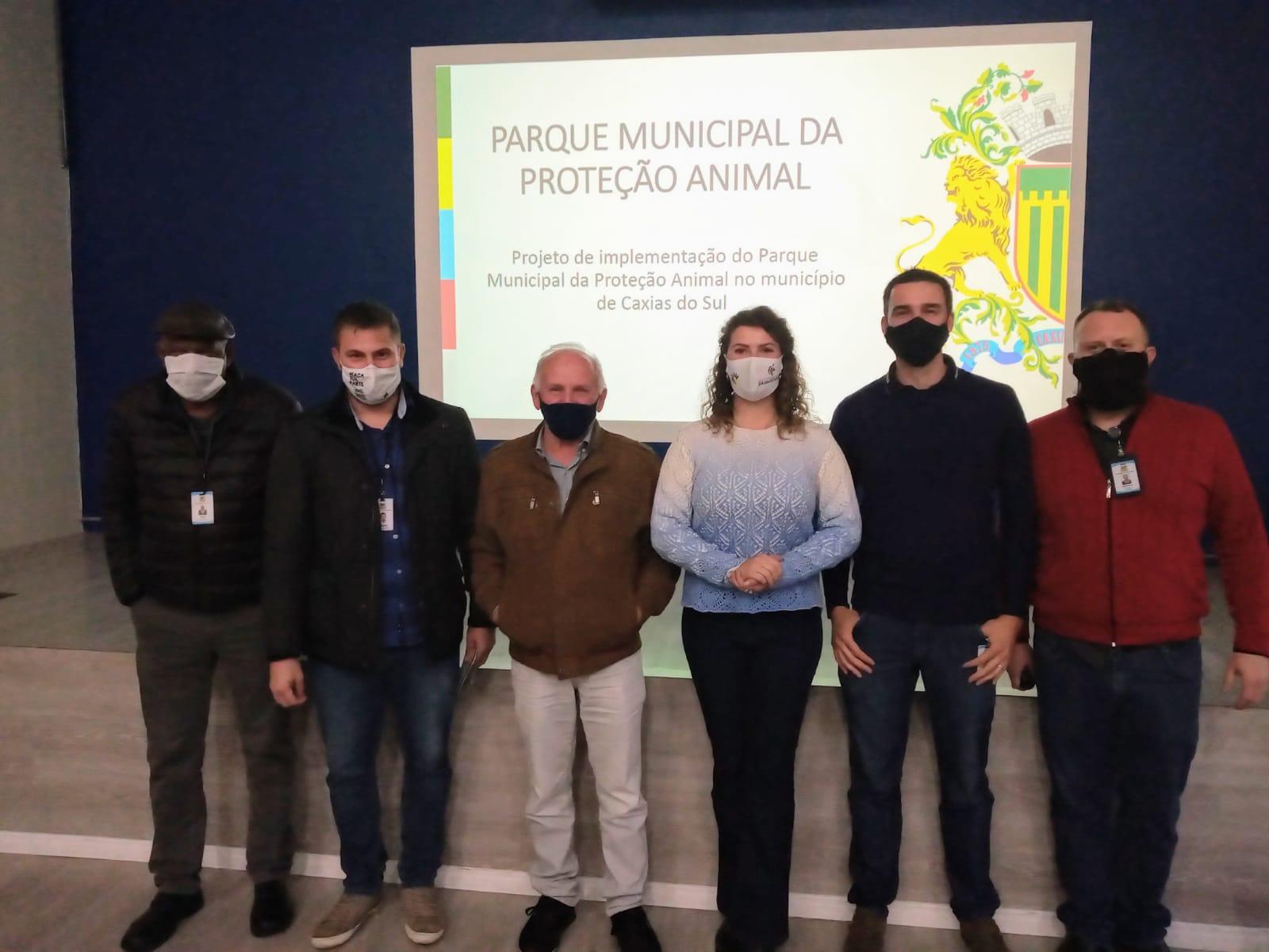 Leia mais sobre Frente Parlamentar em Defesa dos Animais participa de reunião de apresentação do projeto do Parque Municipal da Proteção Animal