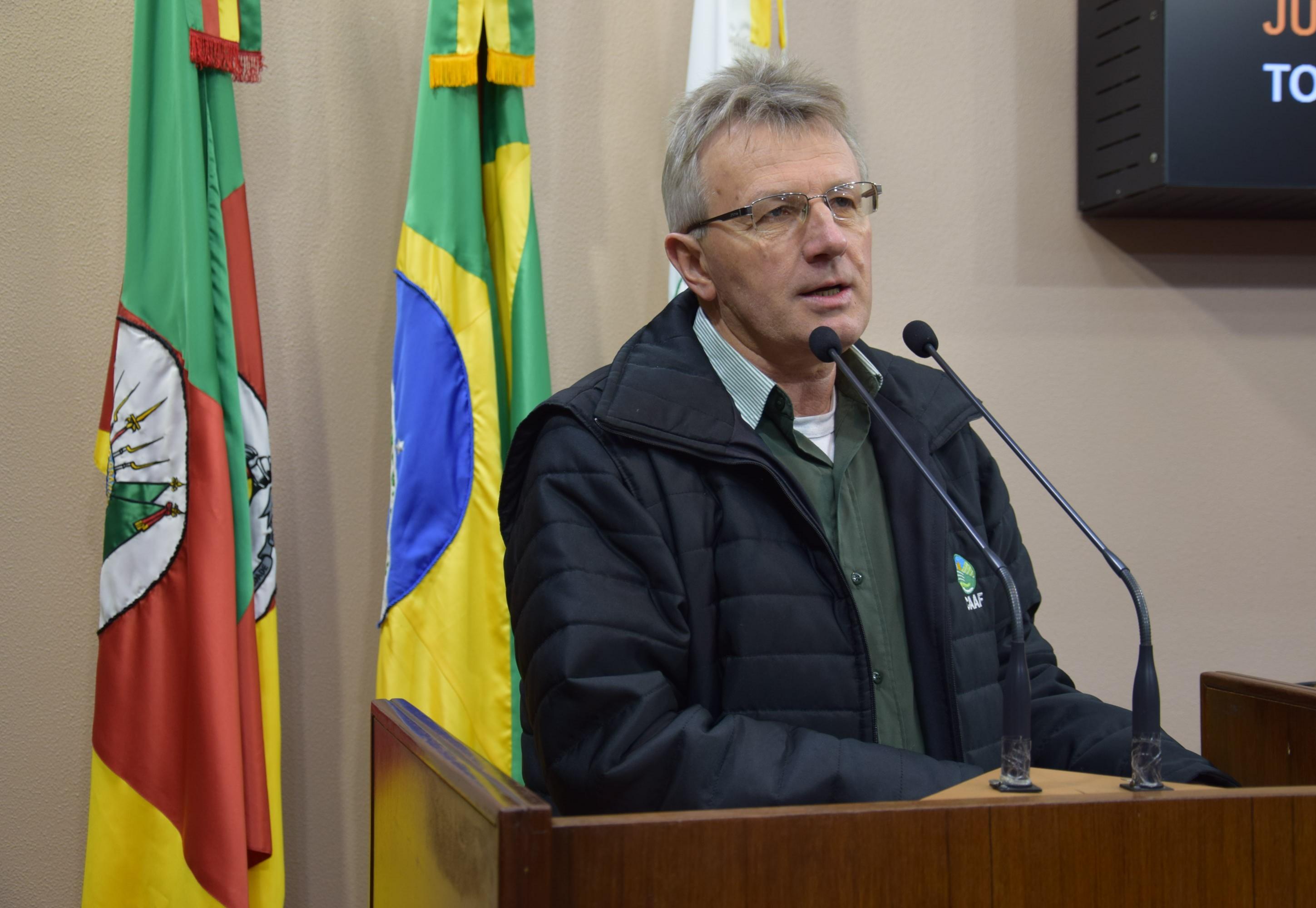 Leia mais sobre Cooperativa entrega 30 toneladas de alimentos às escolas