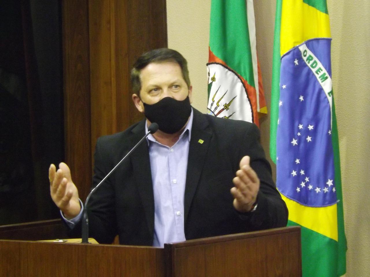 Fantinel repudia ação da UCS na visita de Bolsonaro a Caxias