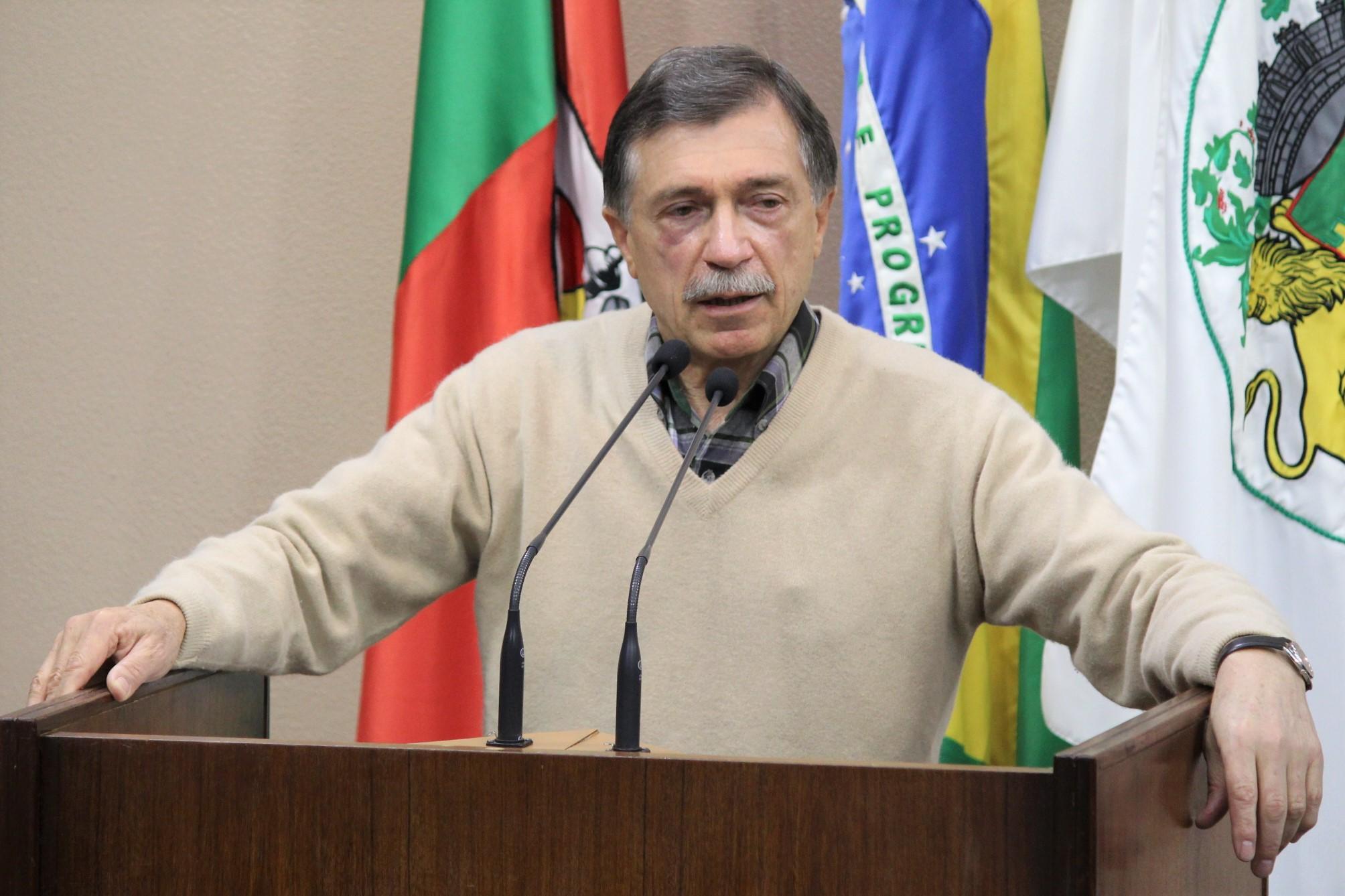 Didomenico critica posturas do Congresso Nacional