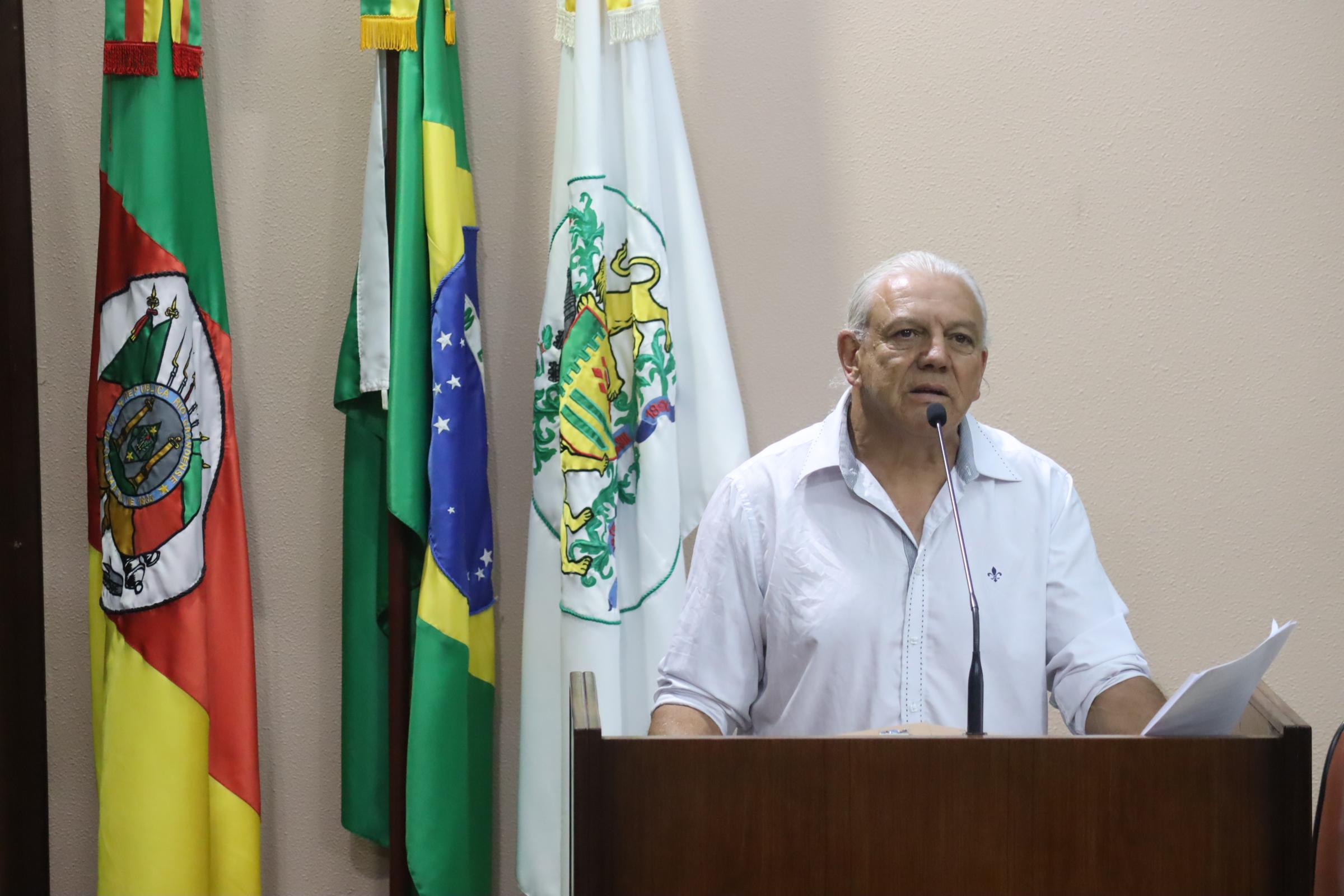 Vereador Clovis Xuxa divulga o programa 'Fala, Caxias!'