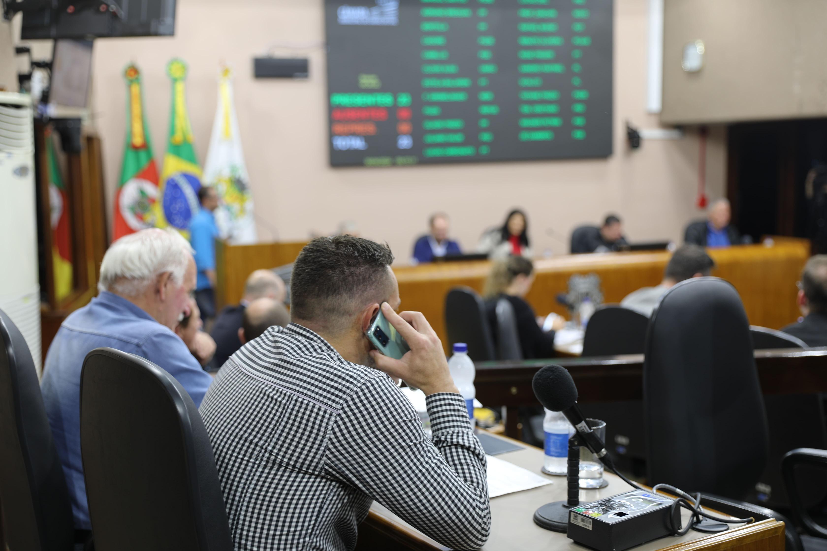 Leia mais sobre Legislativo autoriza o repasse de R$ 7 milhões para 40 casas de famílias removidas da Vila Sapo