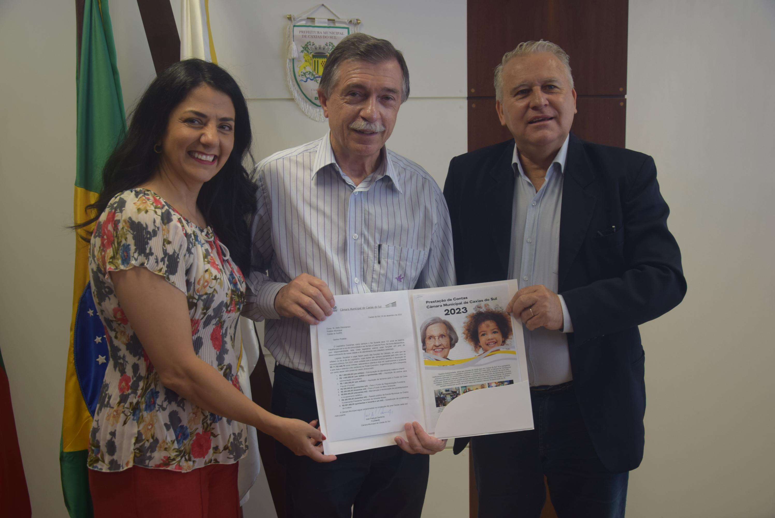 Presidente Dambrós sugere ao prefeito obras públicas com recursos repassados pelo Legislativo