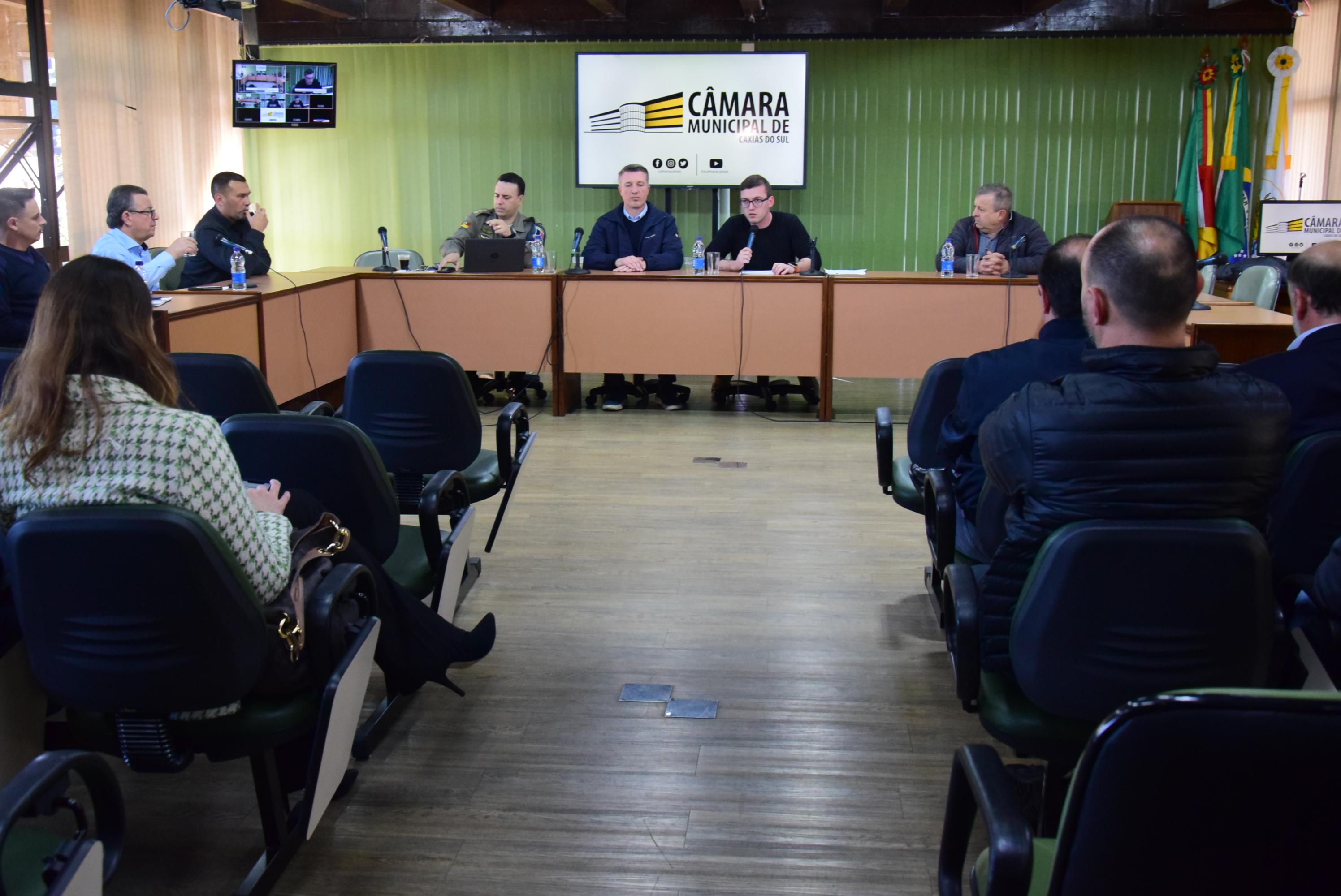 Comissão de Segurança Pública do Legislativo discute ações na região central