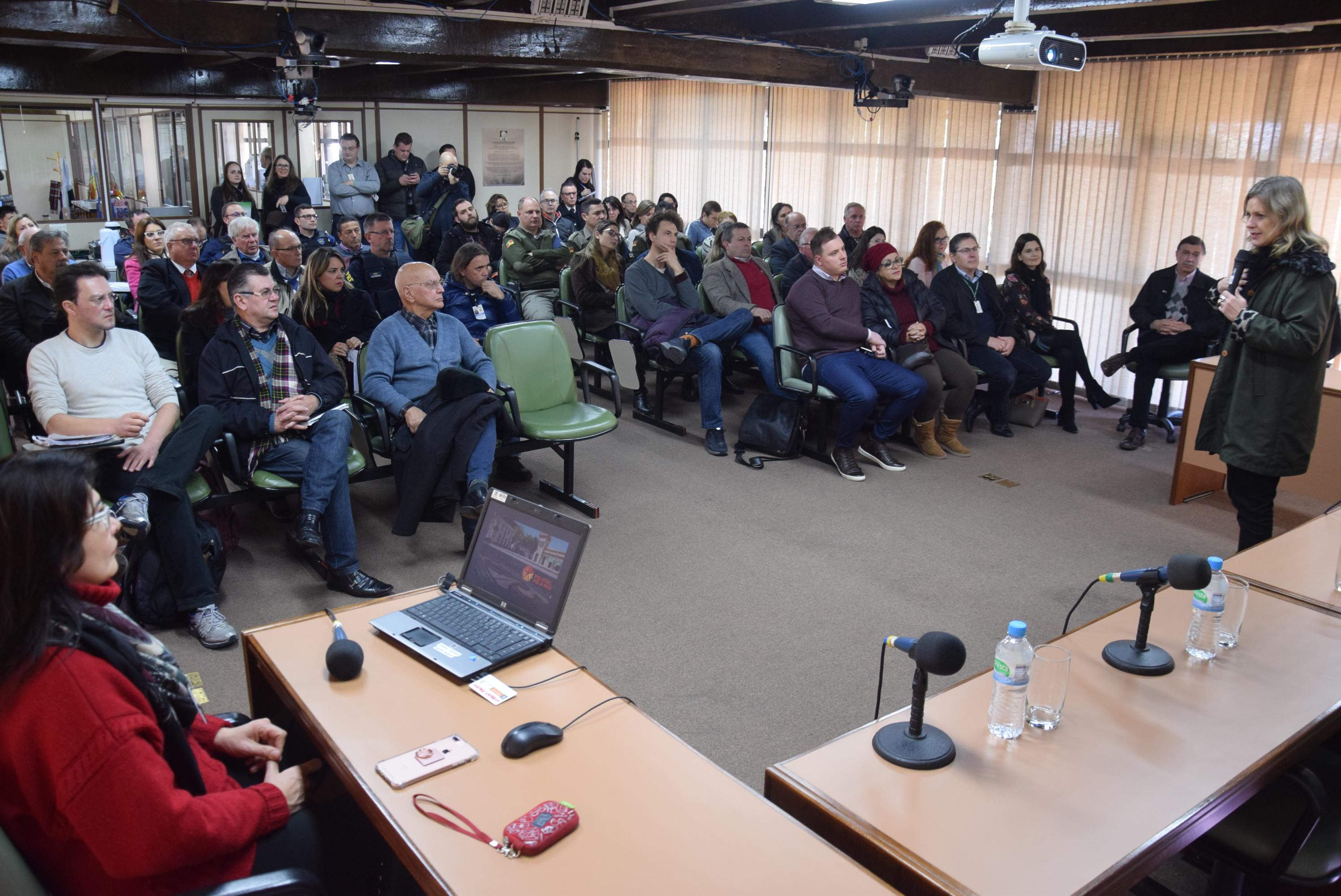 Leia mais sobre "Pacto Pelotas Pela Paz" é apresentado no Legislativo caxiense