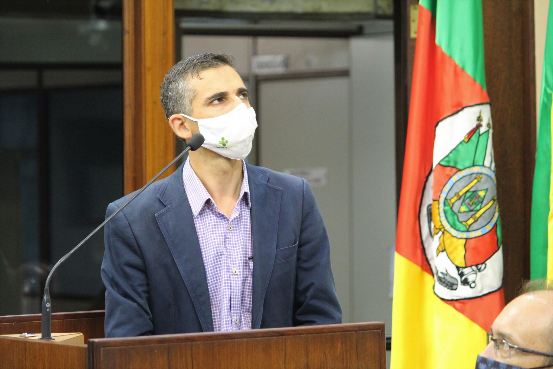 Juliano Valim denuncia a falta de higienização correta na Visate durante a pandemia 
