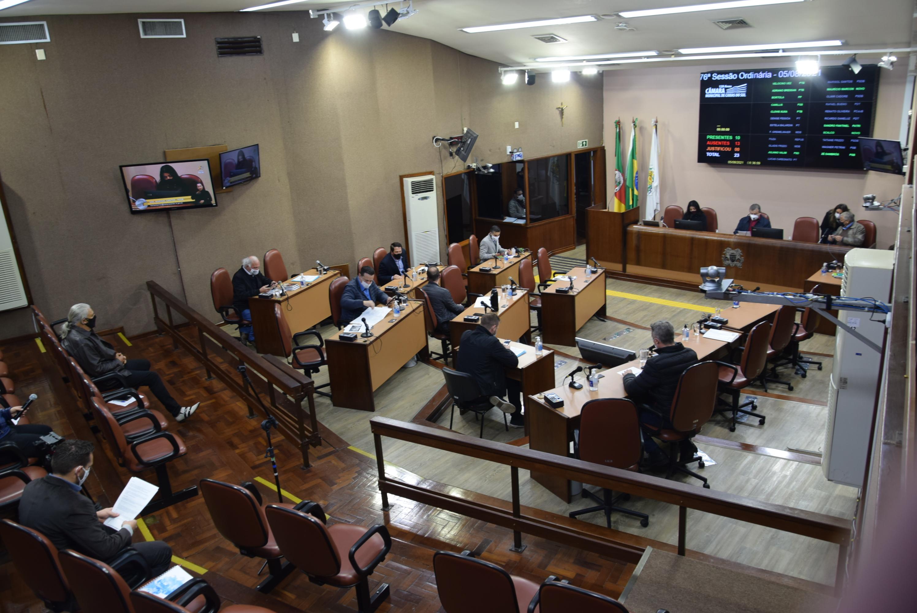 Plenário se posiciona favorável a plano de carreira do Judiciário