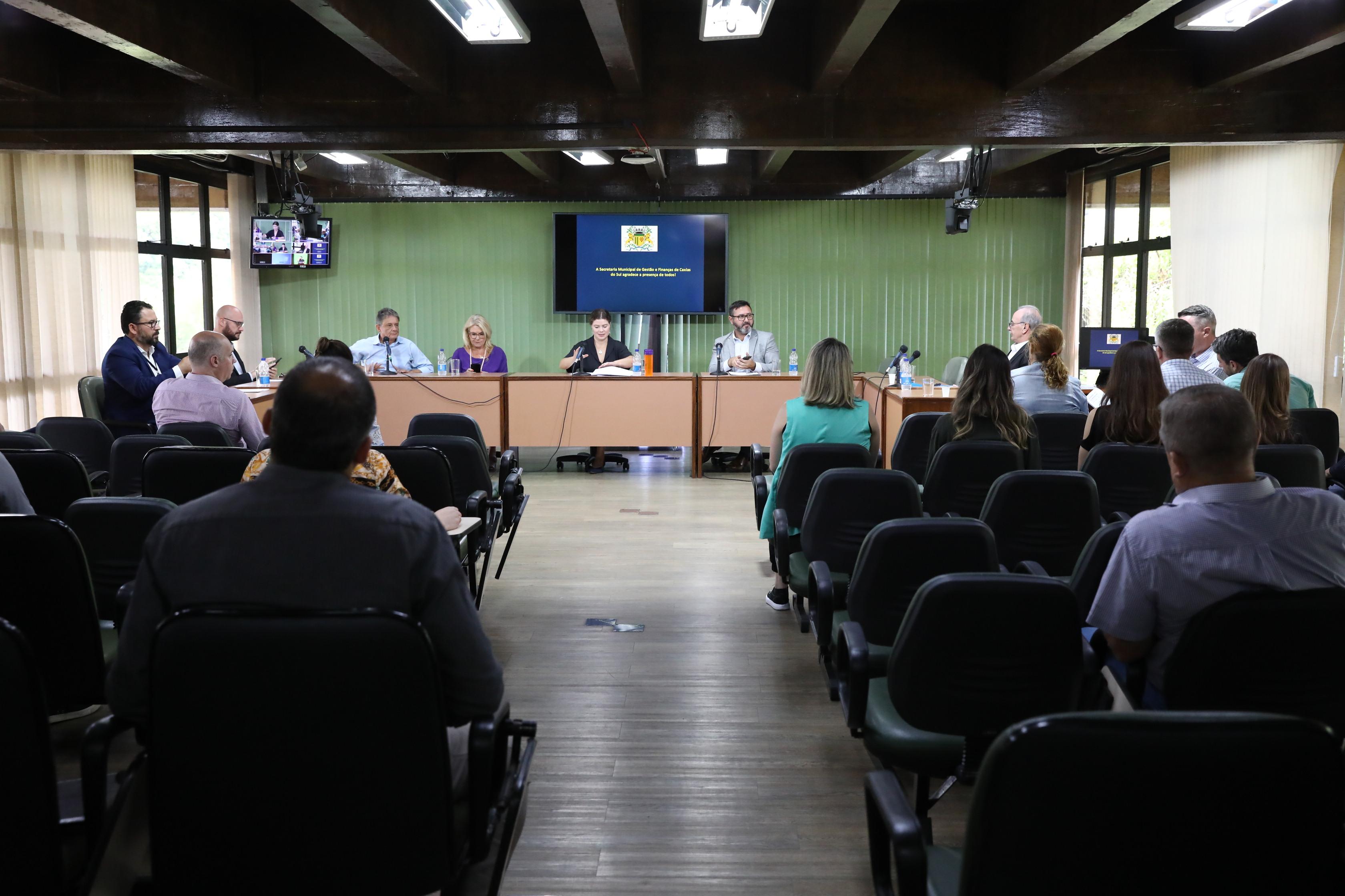 Câmara acompanha prestação de contas do município referente ao 3º quadrimestre de 2023