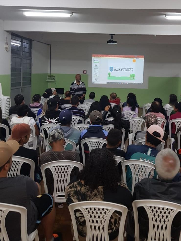 Leia mais sobre Vereador Edson conversa com estudantes e recebe demandas da Escola Caldas Júnior