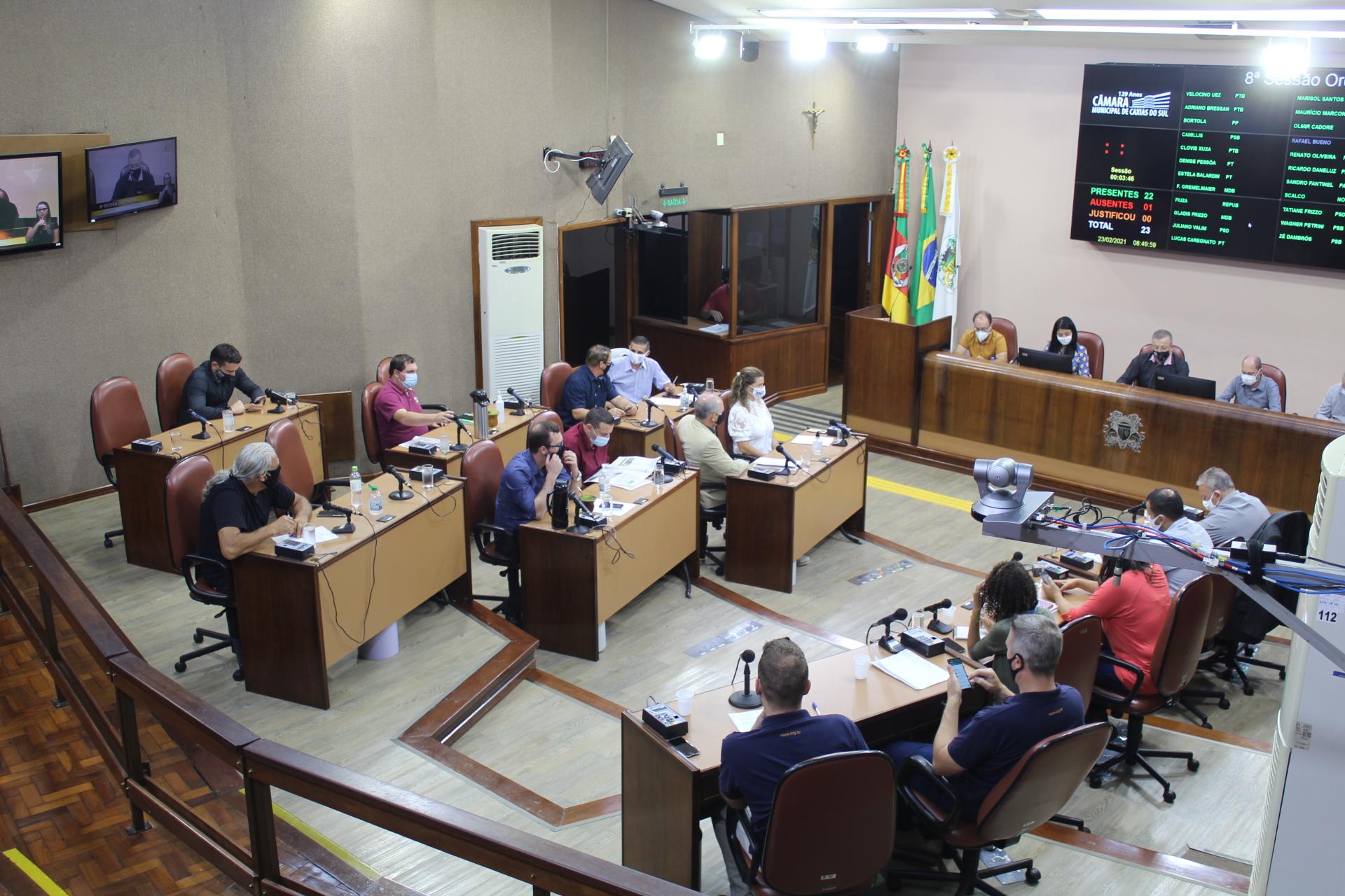 Câmara adota modelo híbrido para sessões desta semana de bandeira preta