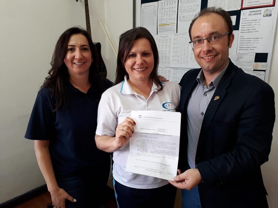 Leia mais sobre Felipe Gremelmaier congratula Escola Fermino Ferronato