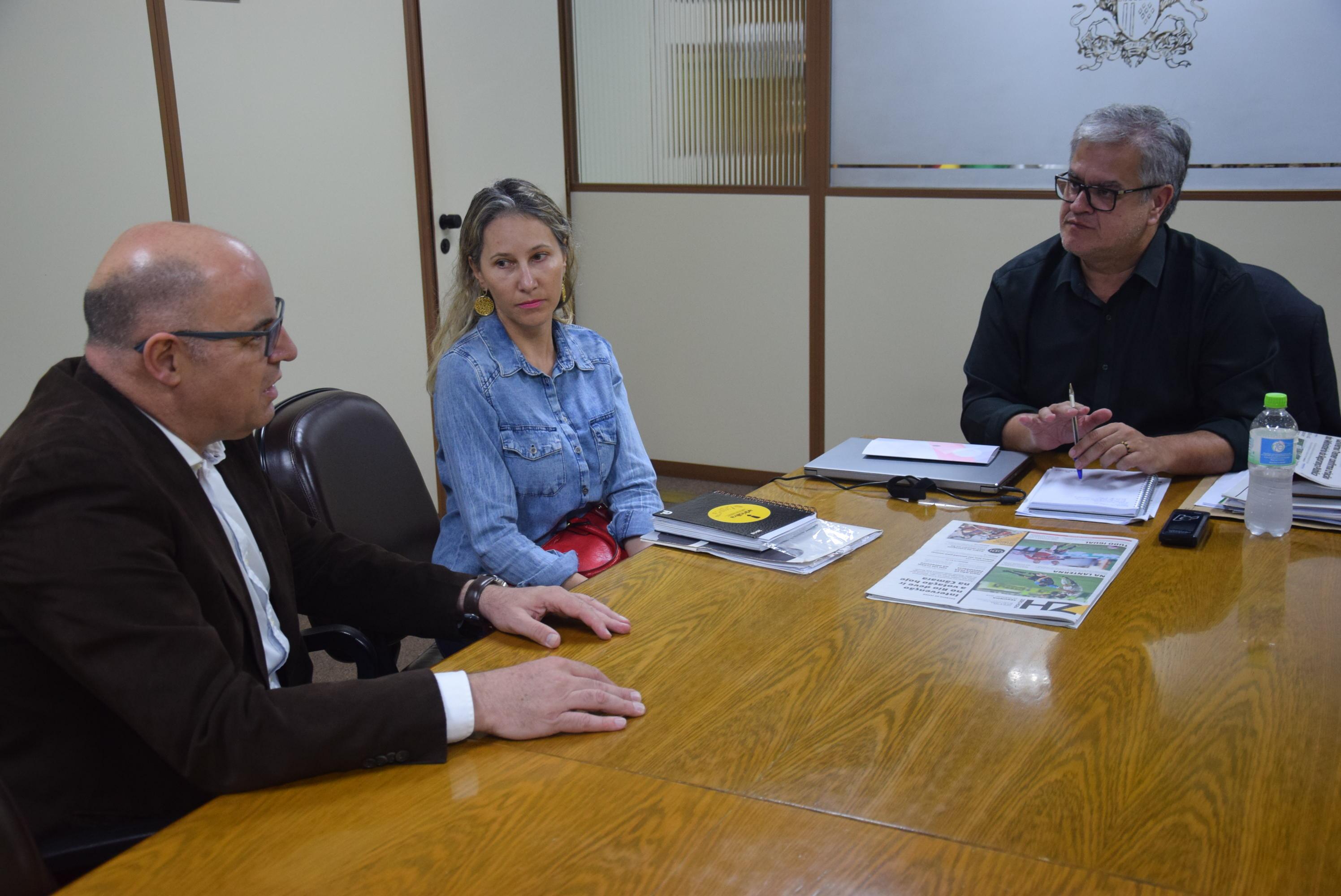 Leia mais sobre Câmara Municipal recebe adventistas e representantes dos imobiliários de Caxias do Sul