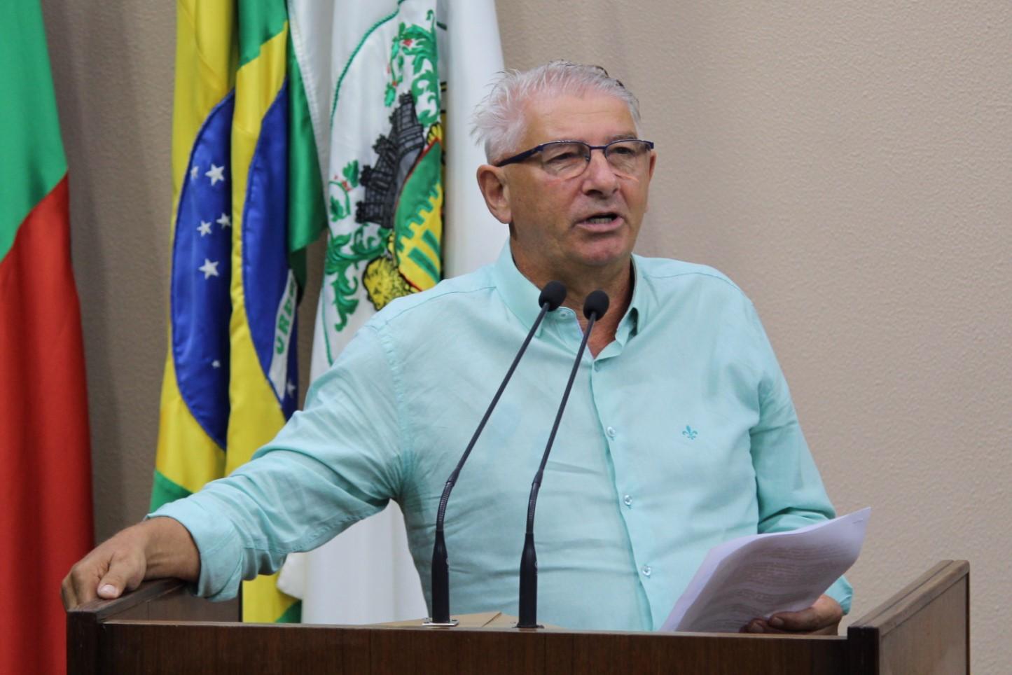 Alceu Thomé cobra do município mais obras de pavimentação