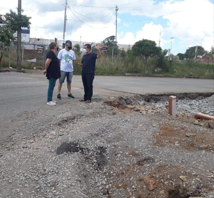 Rafael Bueno pede providências sobre obras no bairro Petrópolis