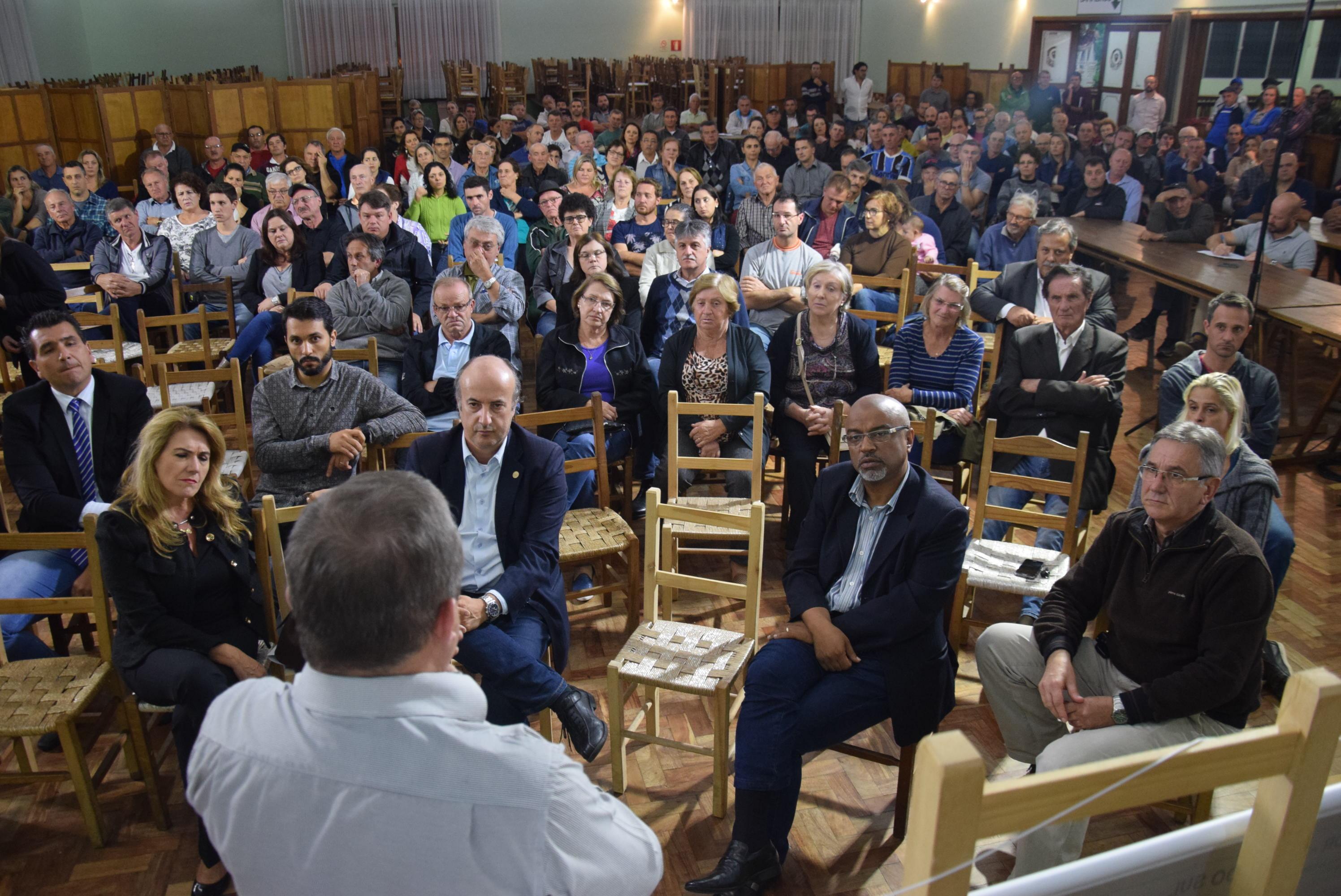 Câmara leva discussão sobre o Plano Diretor à comunidade da Linha 40