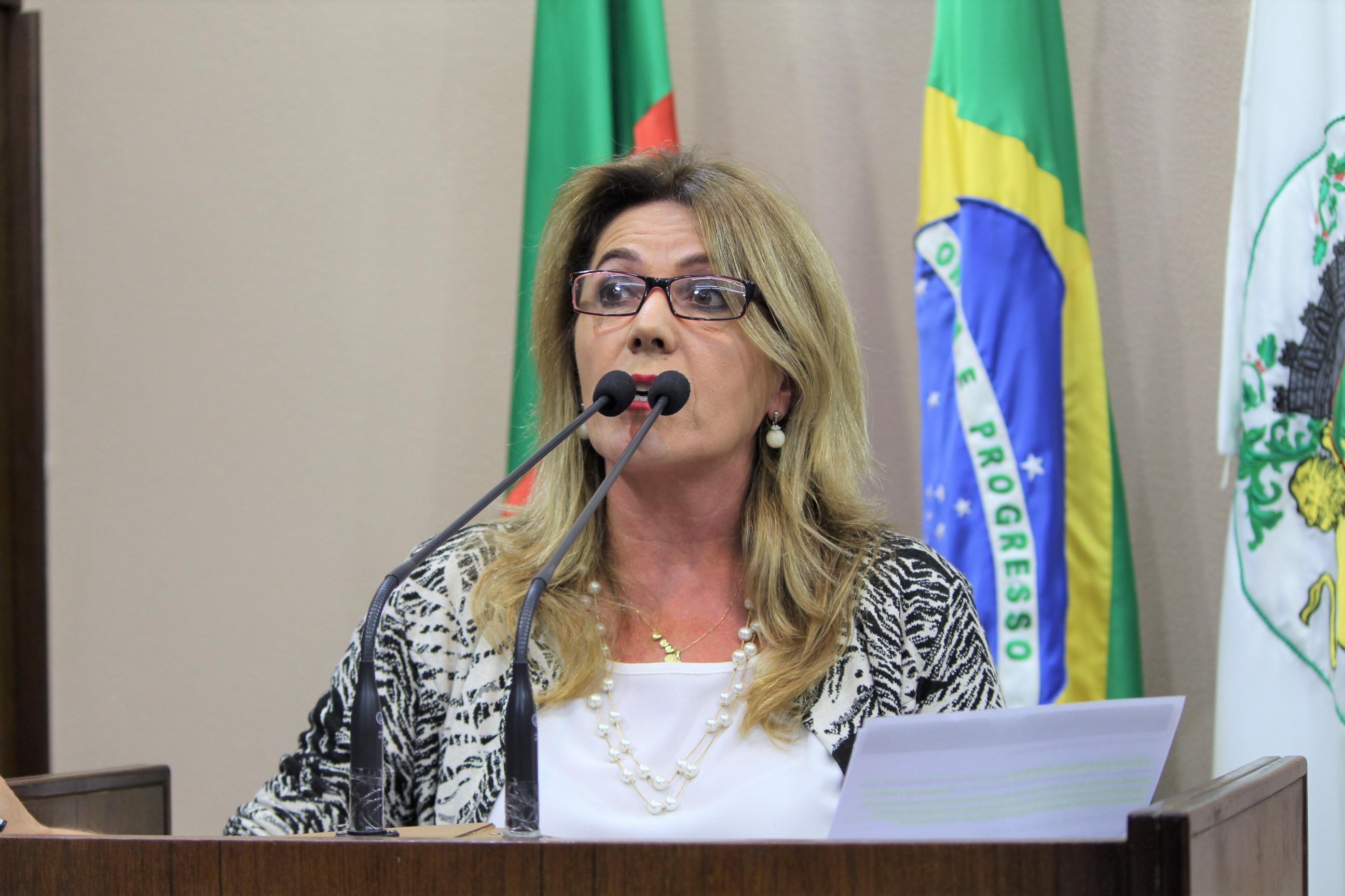 Paula Ioris pede mobilização em combate à corrupção e à impunidade na política