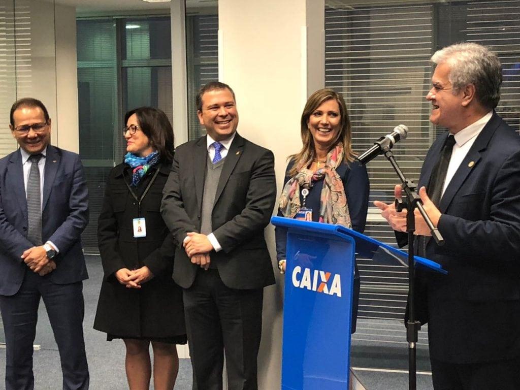 Meneguzzi destaca importância da inclusão em inauguração de agência digital da Caixa