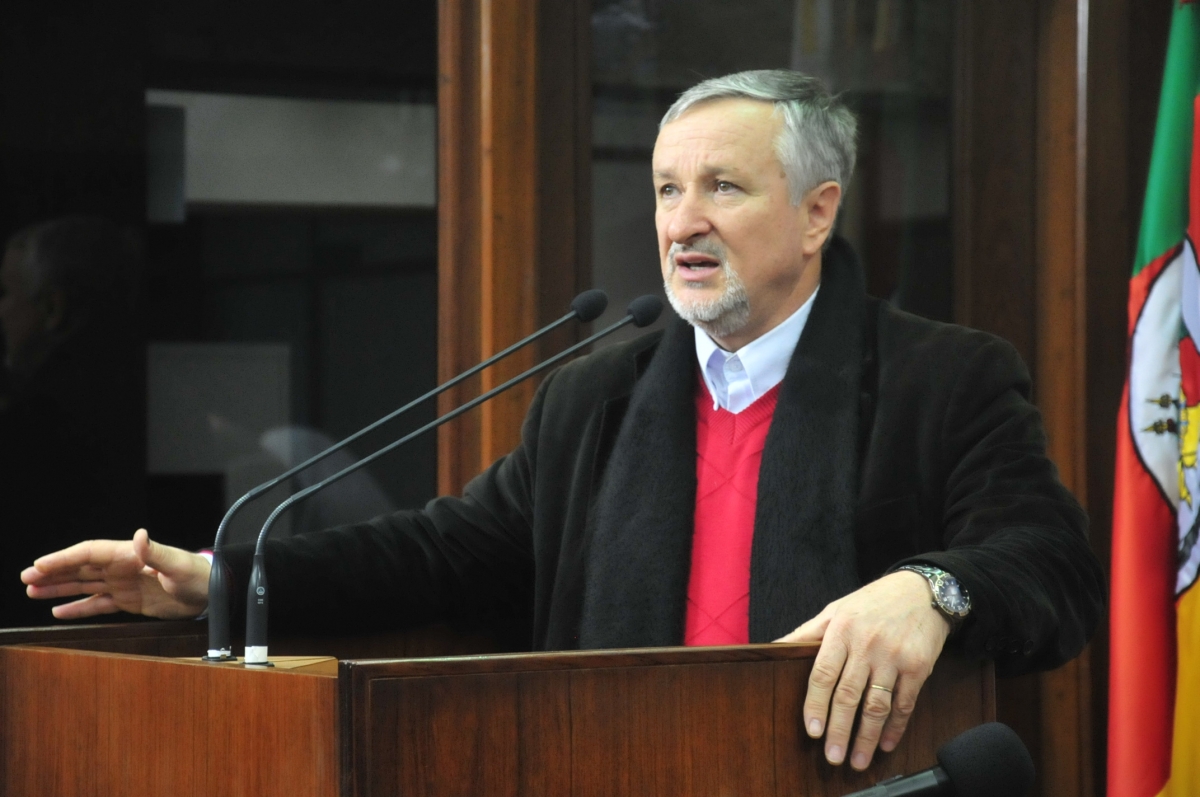 Pedro Incerti divulga dados do relatório da produção agrícola municipal em 2013