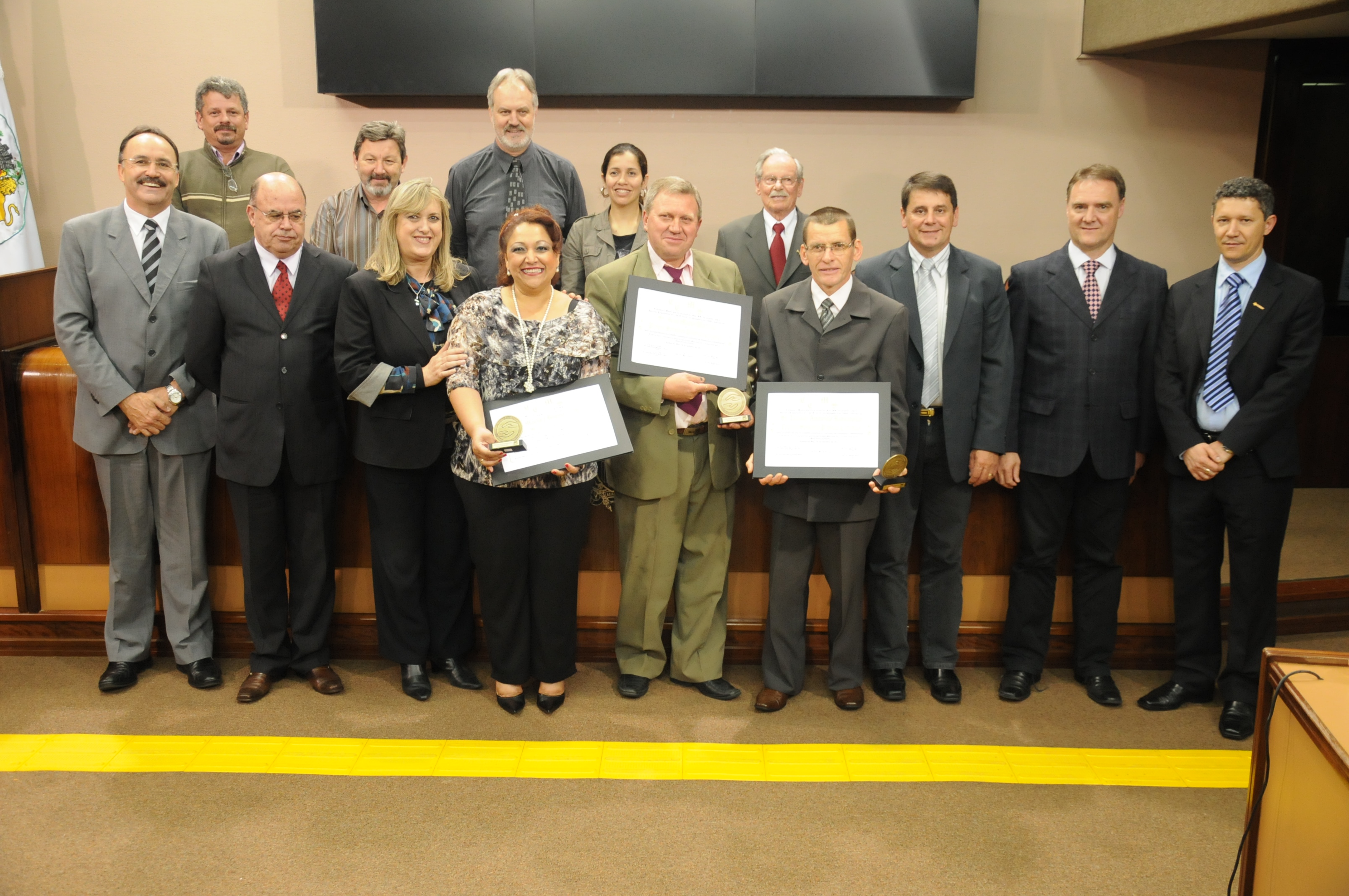 Leia mais sobre Prêmio Servidor Público Cidadão é entregue na Câmara Municipal