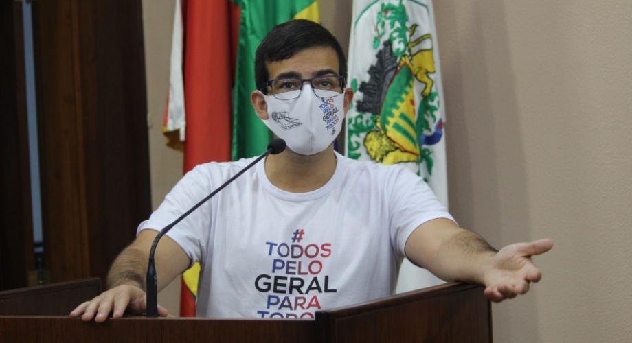 Rafael Bueno vai a Brasília em busca de mais verbas para saúde e assistência social
