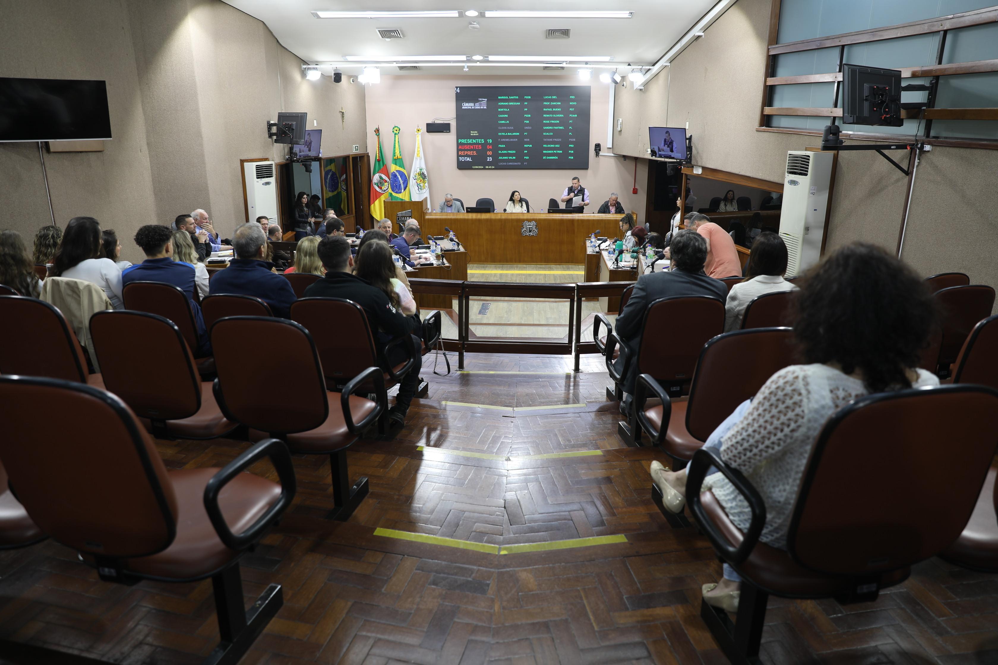 Debatida a criação do Programa Intersetorial de Combate à Evasão Escolar