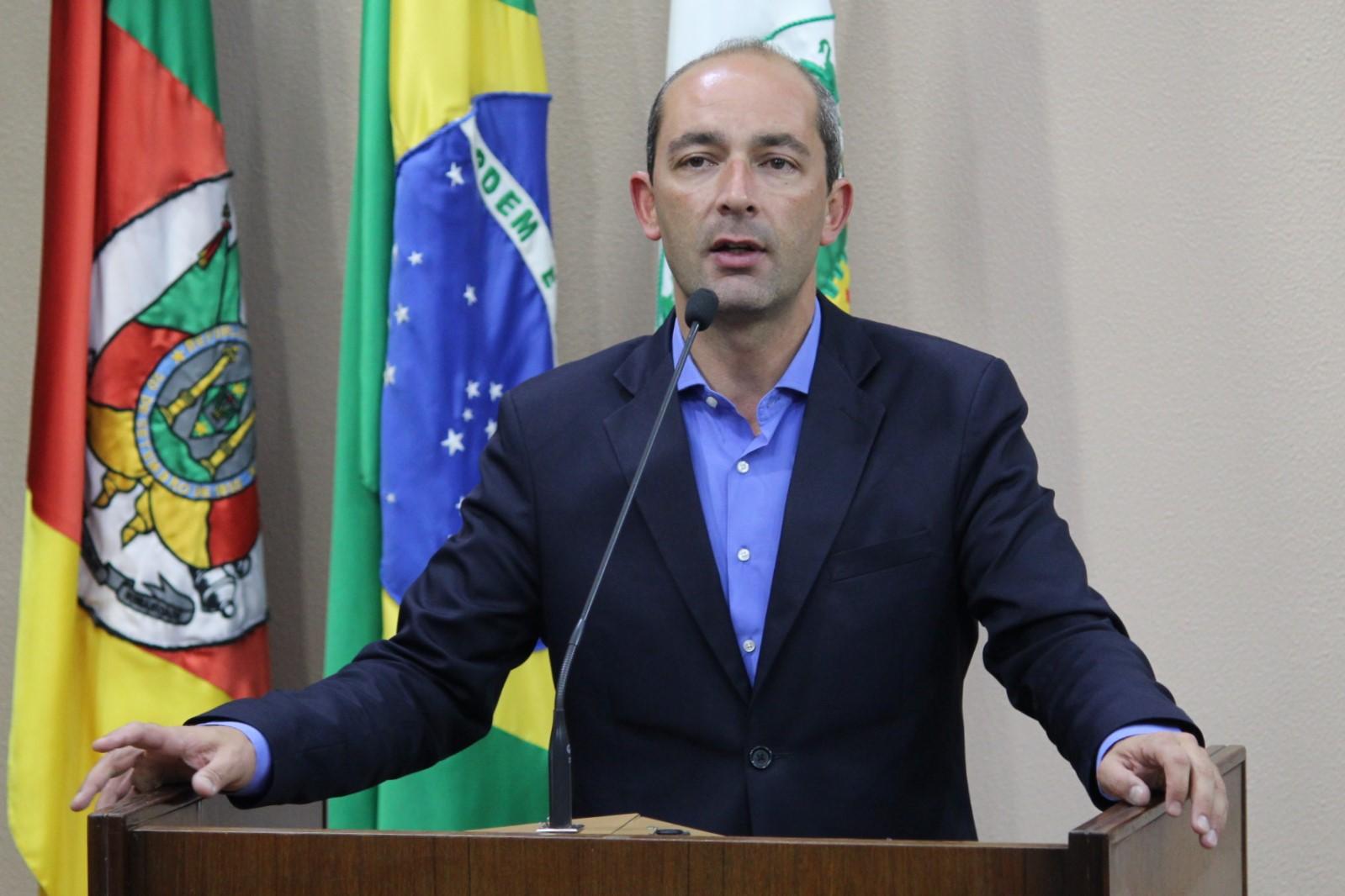 Rodrigo Beltrão defende renúncia do prefeito Daniel Guerra