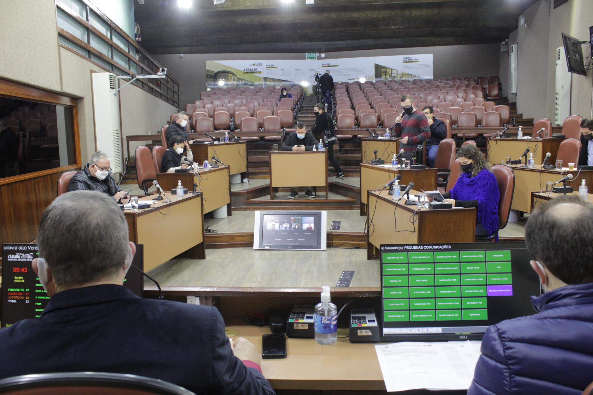 Vereadores debatem alterações no Regimento Interno da Câmara Municipal