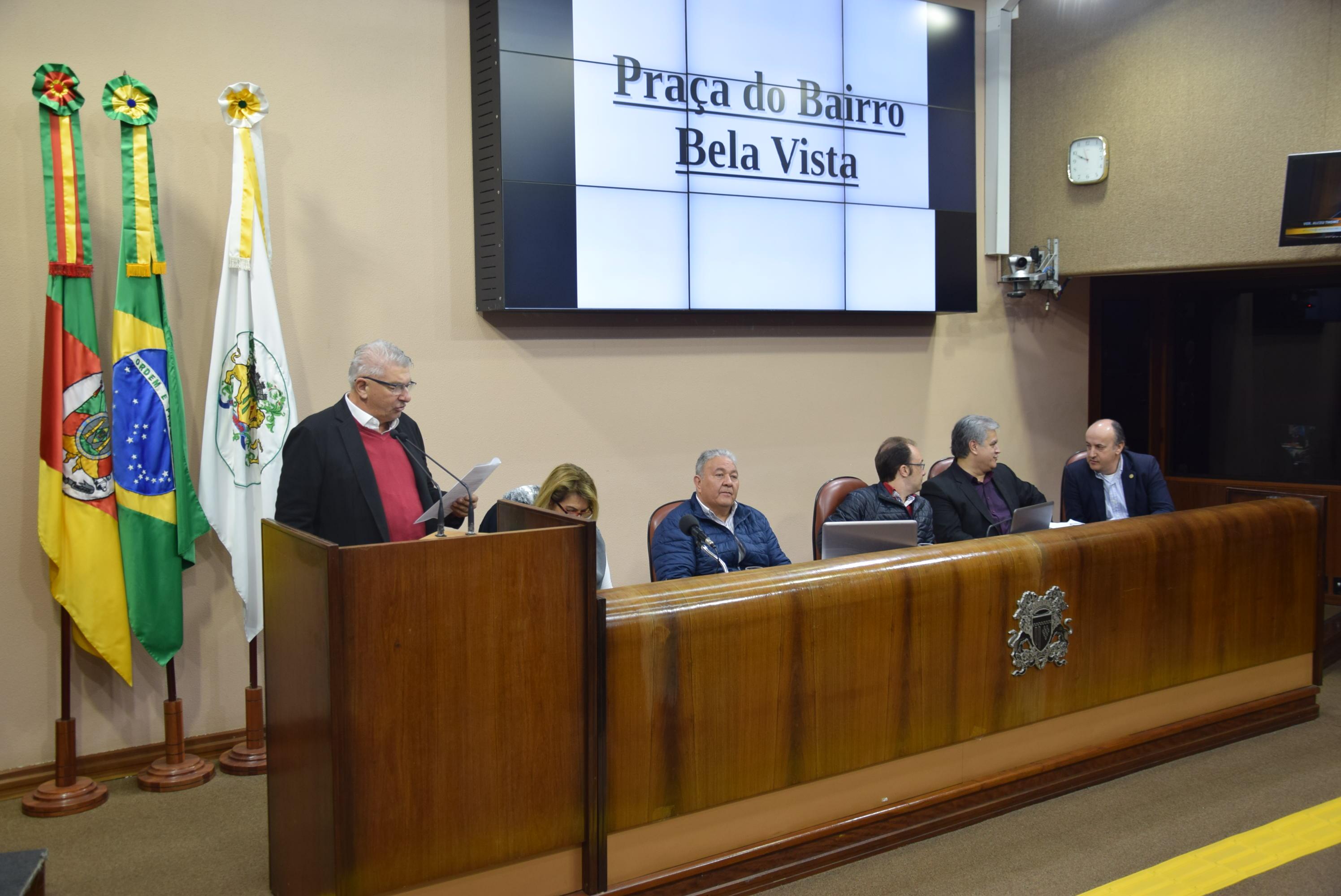 Leia mais sobre Alceu Thomé denuncia abandono de praças