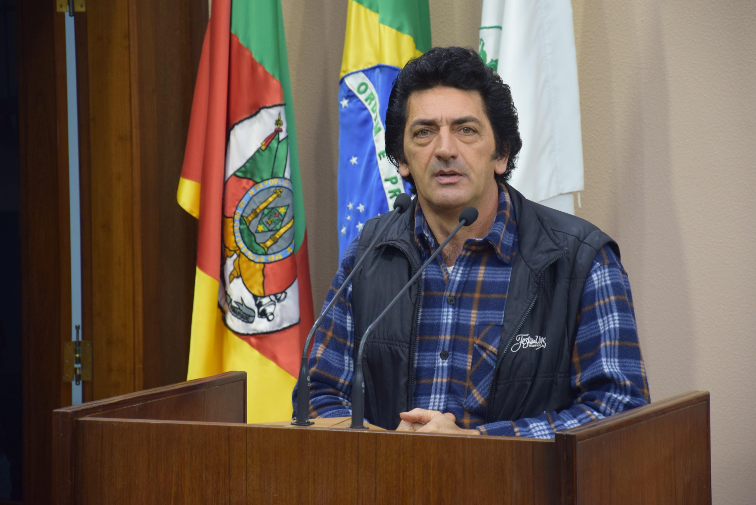 Bandeira informa retomada das obras na entrada para Fazenda Souza 